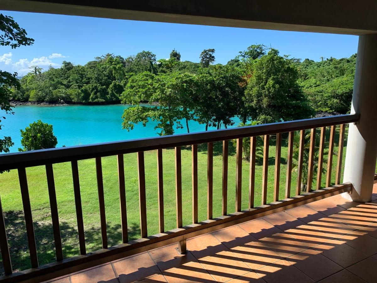Lusia'S Lagoon Chalets Salelologa Extérieur photo